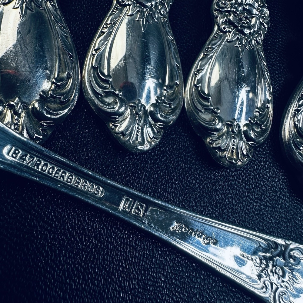 15 Rogers HERITAGE TEASPOONS International Silverplate 1953 Flatware Bros SPOON - Picture 3 of 3